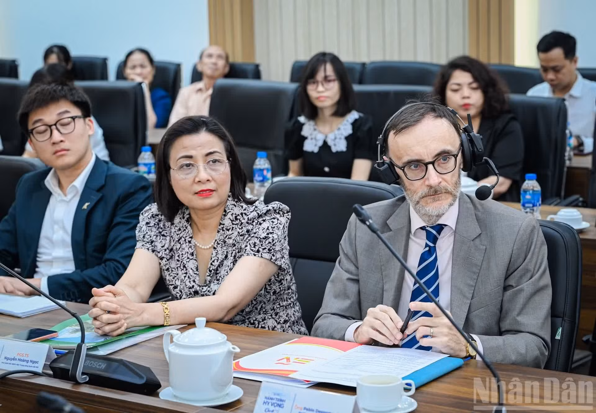 Delegados al conversatorio.