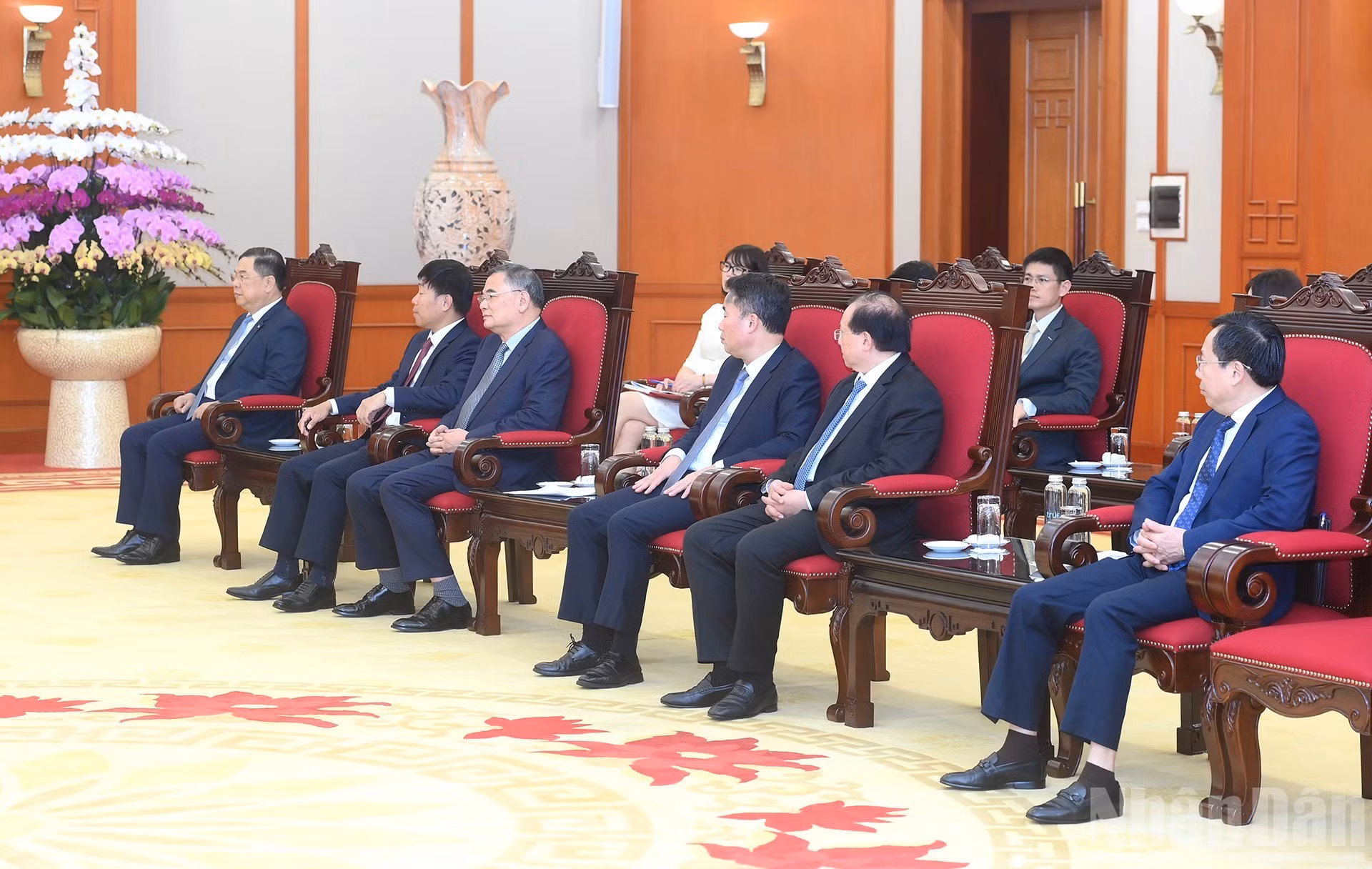 Delegados vietnamitas en la cita.