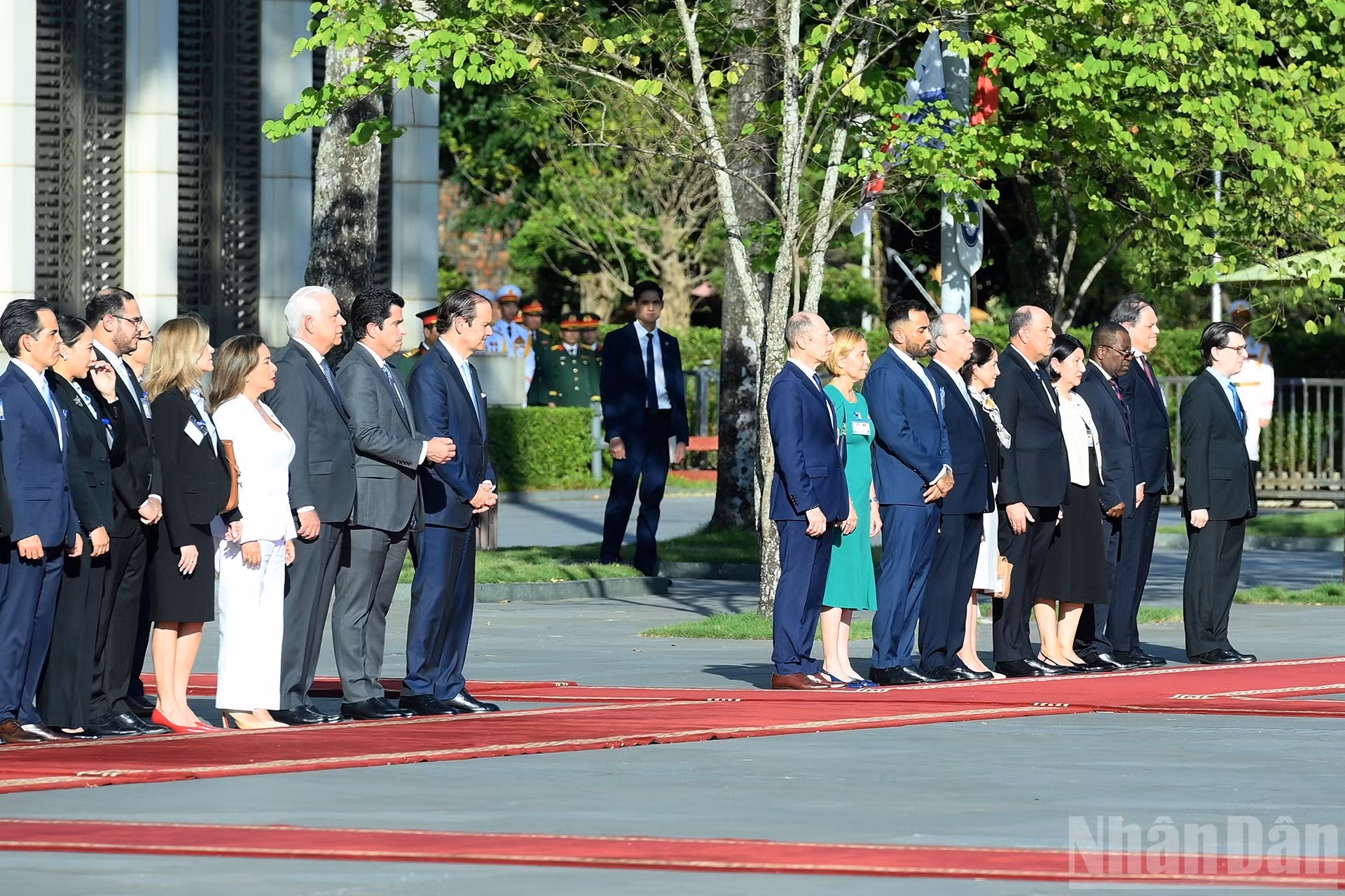 Delegados de Vietnam y Panamá.