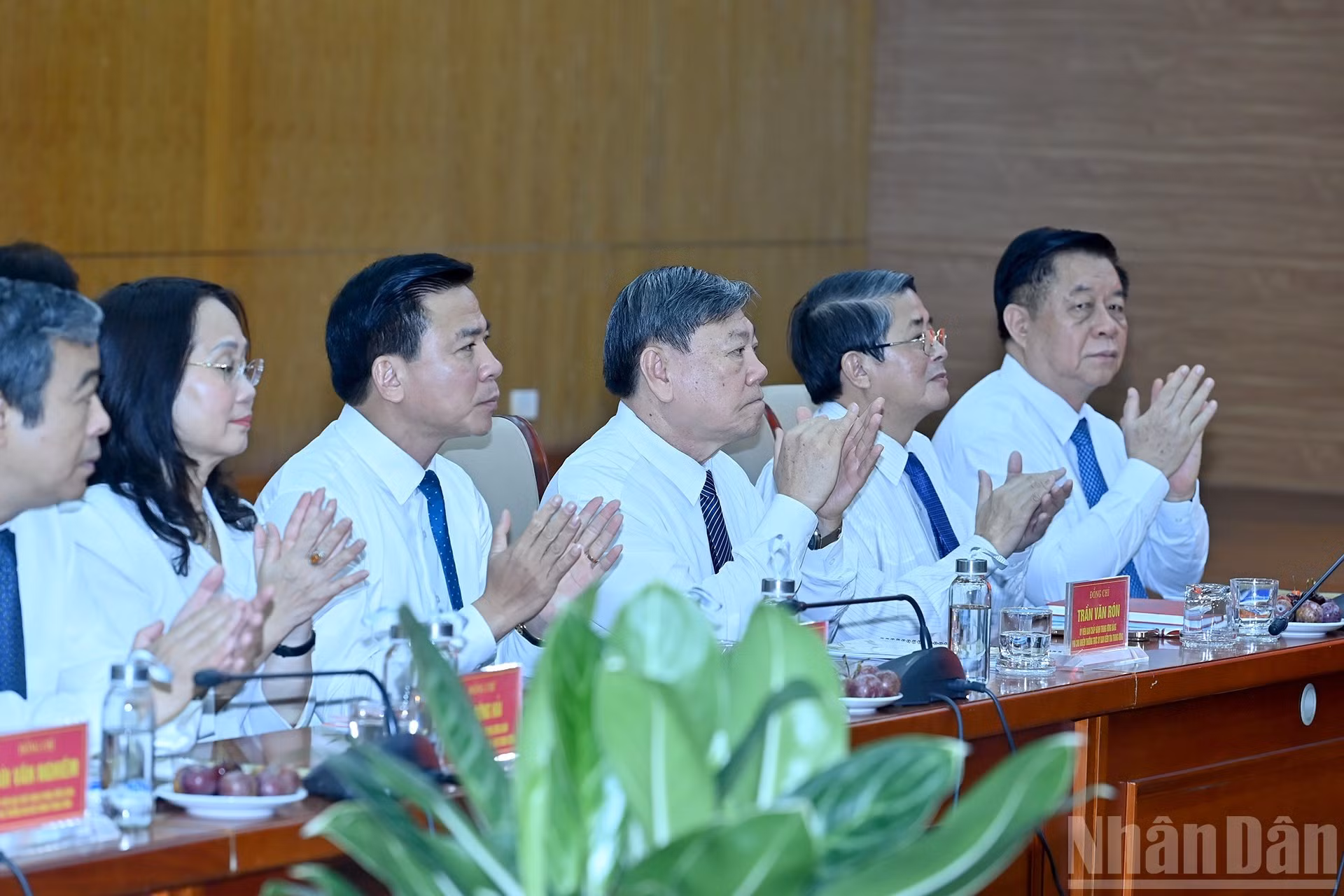 Delegados a la sesión.