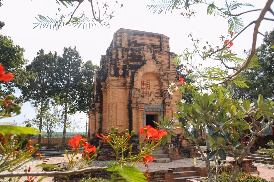 La Torre de Chot Mat, reliquia histórica nacional.