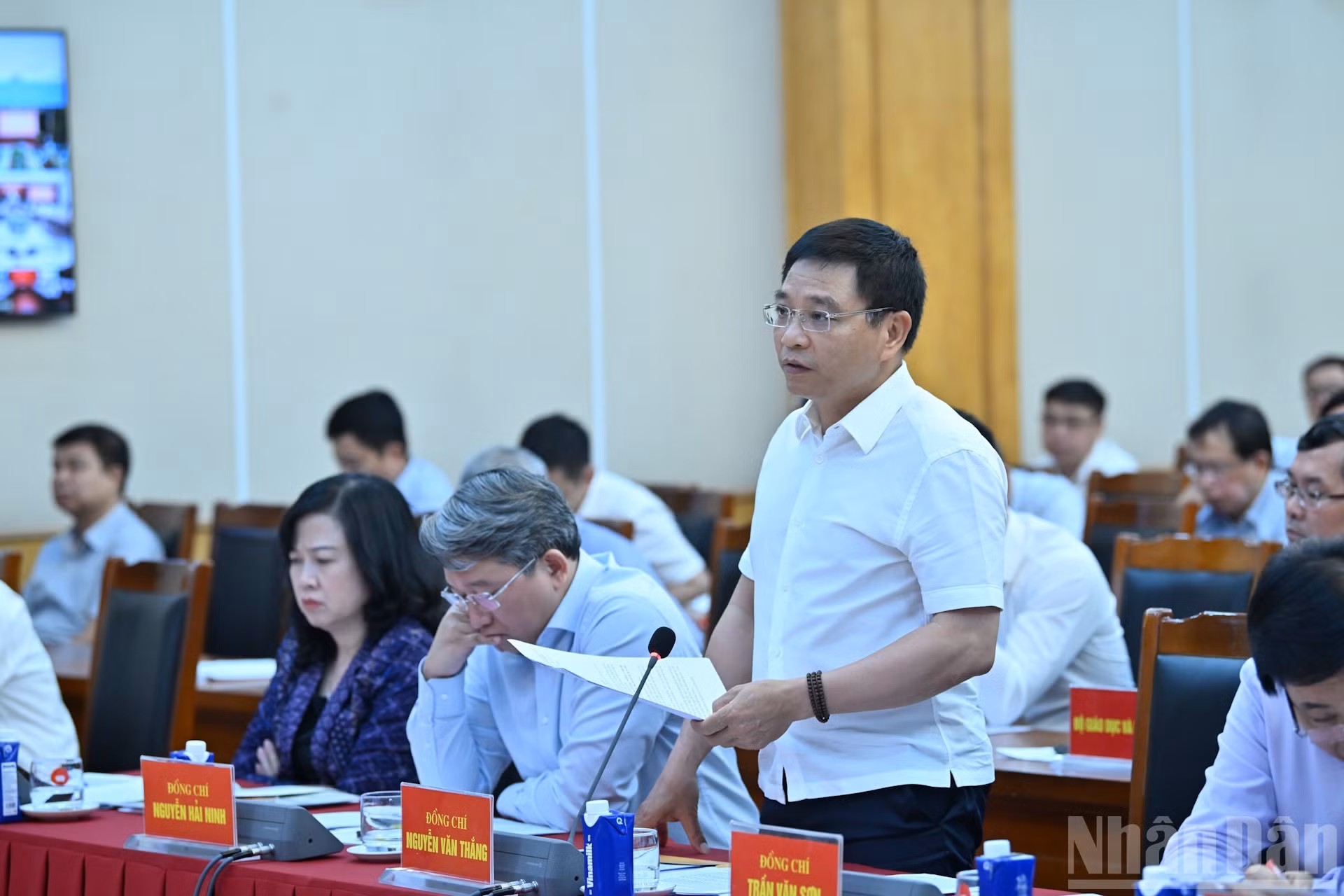El ministro de Finanzas, Nguyen Van Thang.