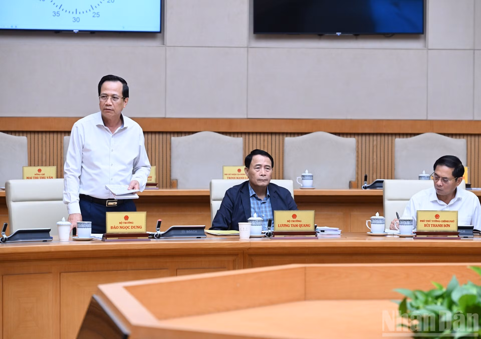 El ministro de Asuntos Étnicos y Religiosos, Dao Ngoc Dung, en su intervención.