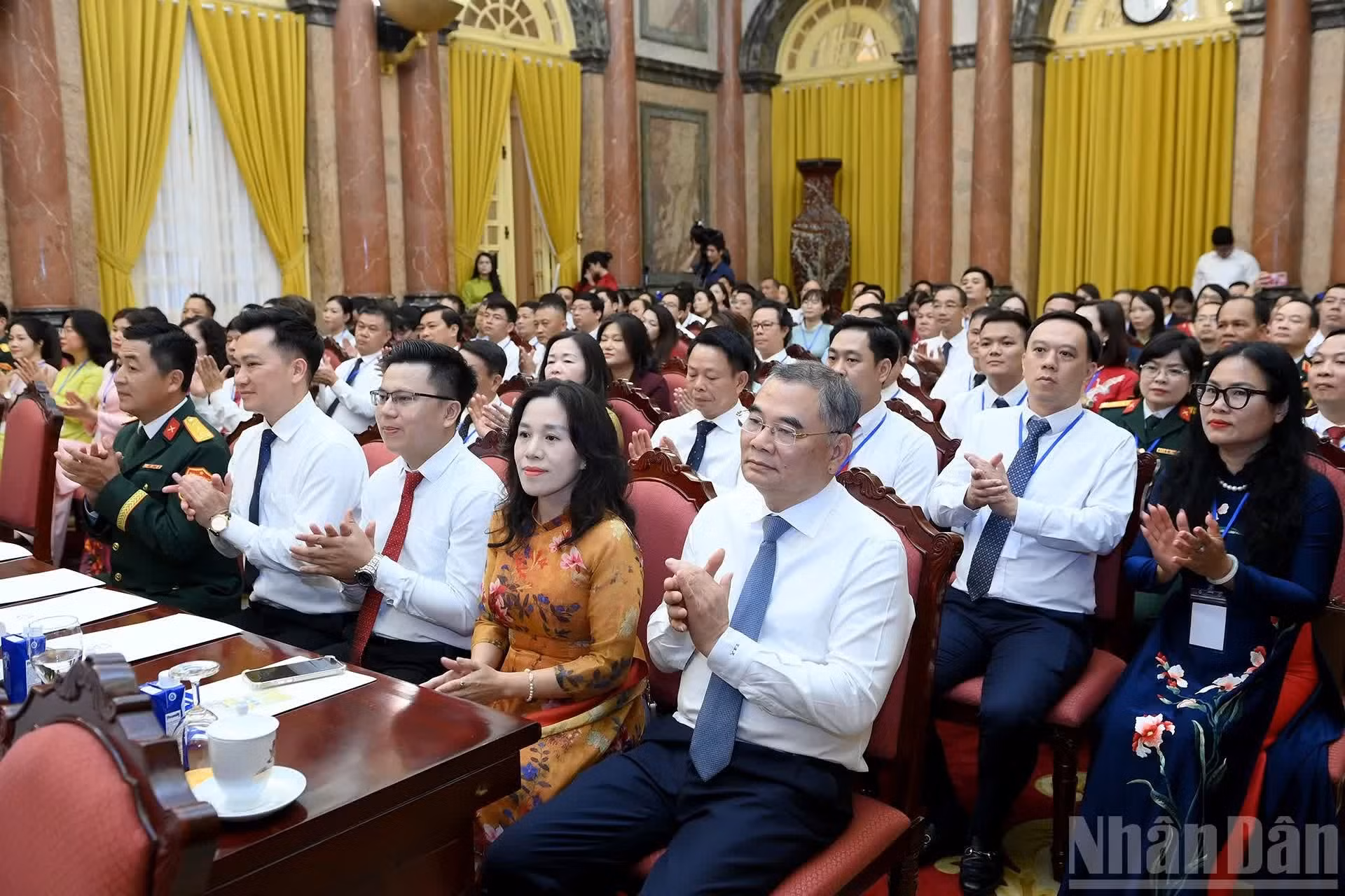 Delegados a la reunión.