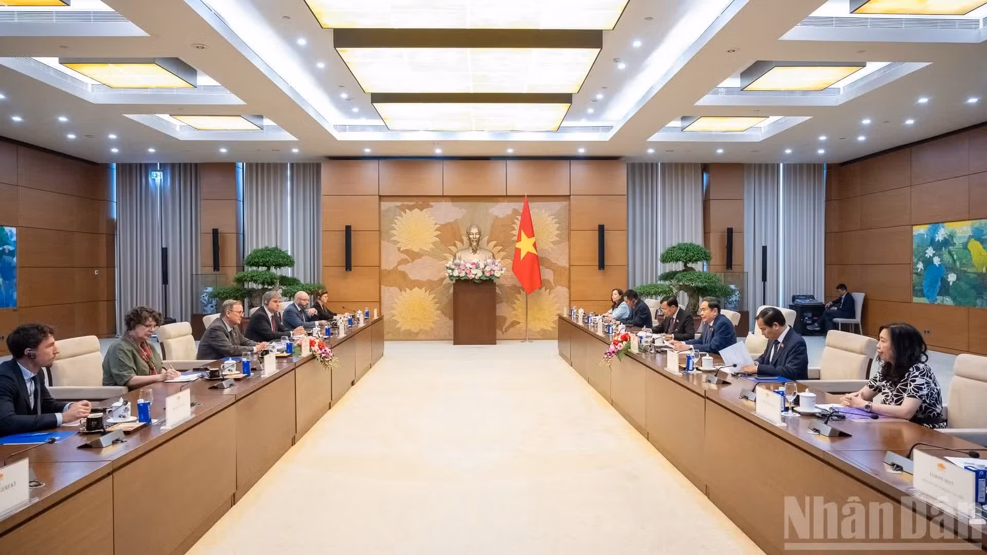Panorama de la reunión.