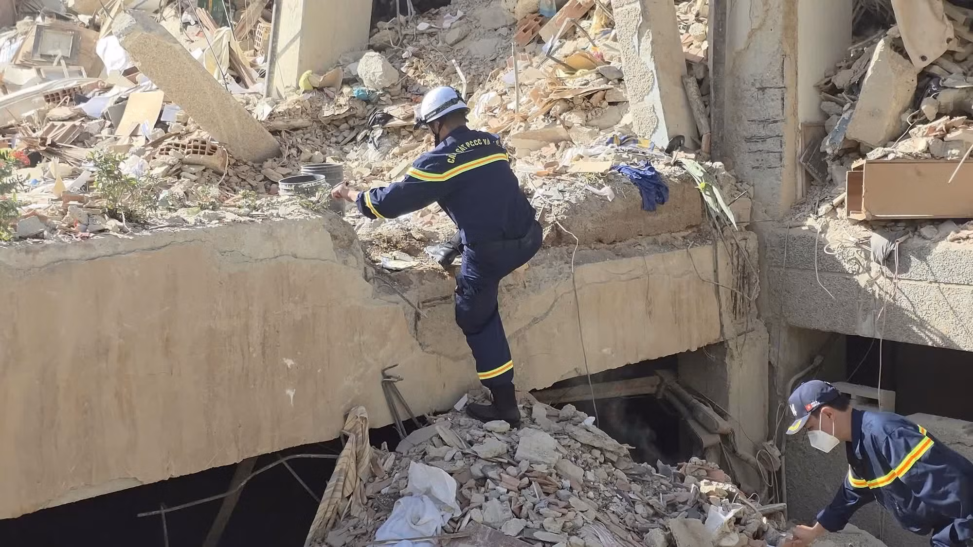 Las labores de rescate y rescate entrañan cuantiosas complejidades.