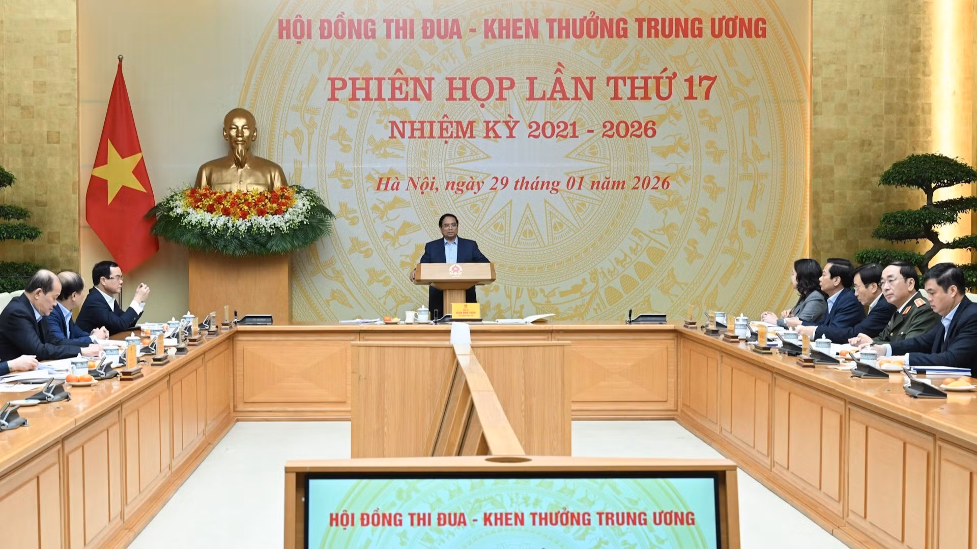 [Foto] Premier vietnamita preside 17ª Reunión de Consejo Central de Emulación y Recompensa
