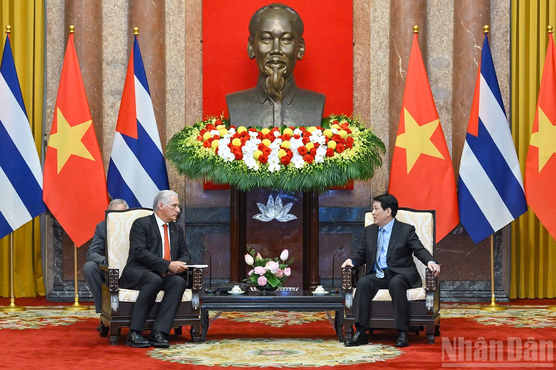 Escena de la reunión.