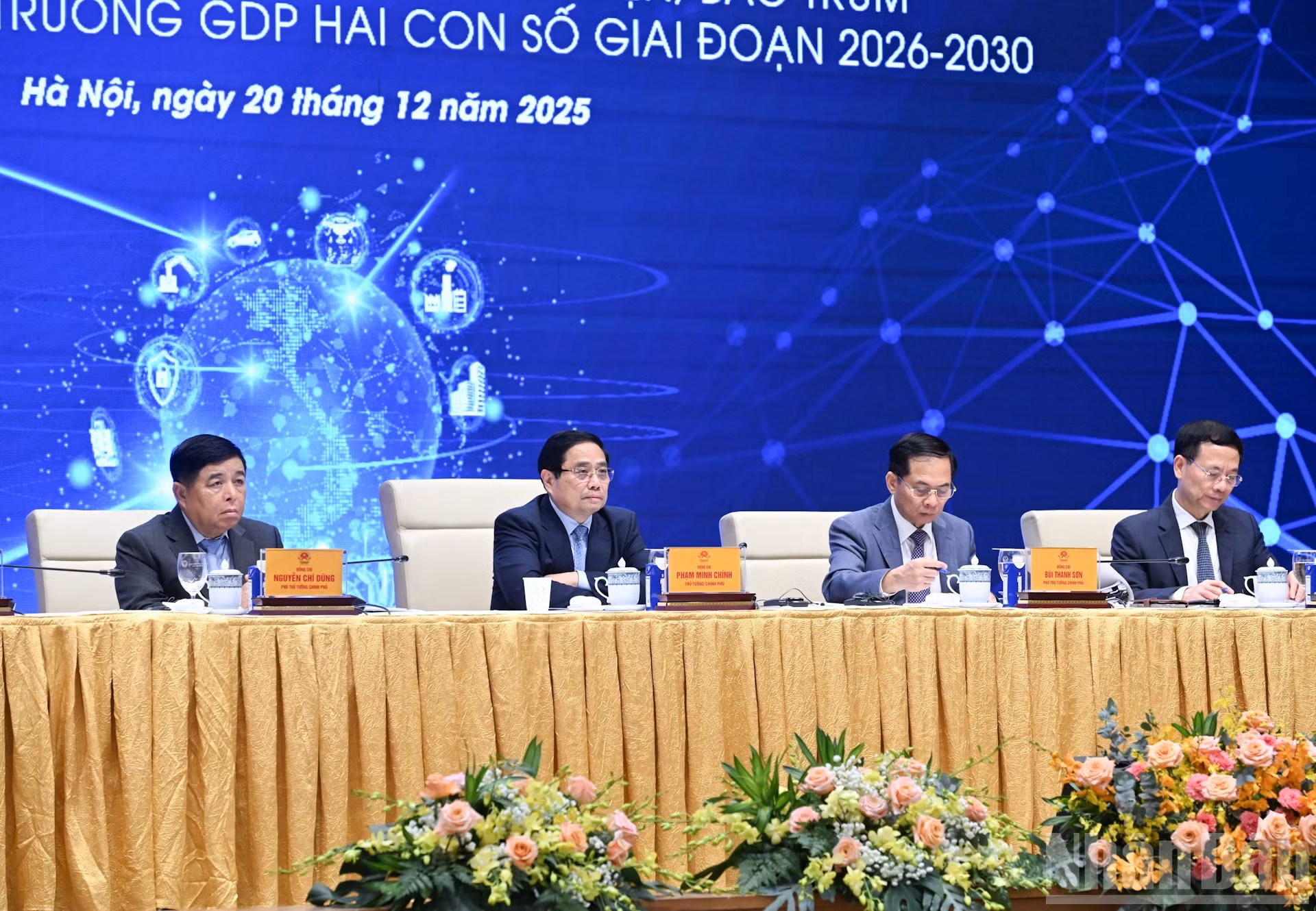 [Foto] Premier vietnamita preside tercer foro nacional sobre economía digital y sociedad digital
