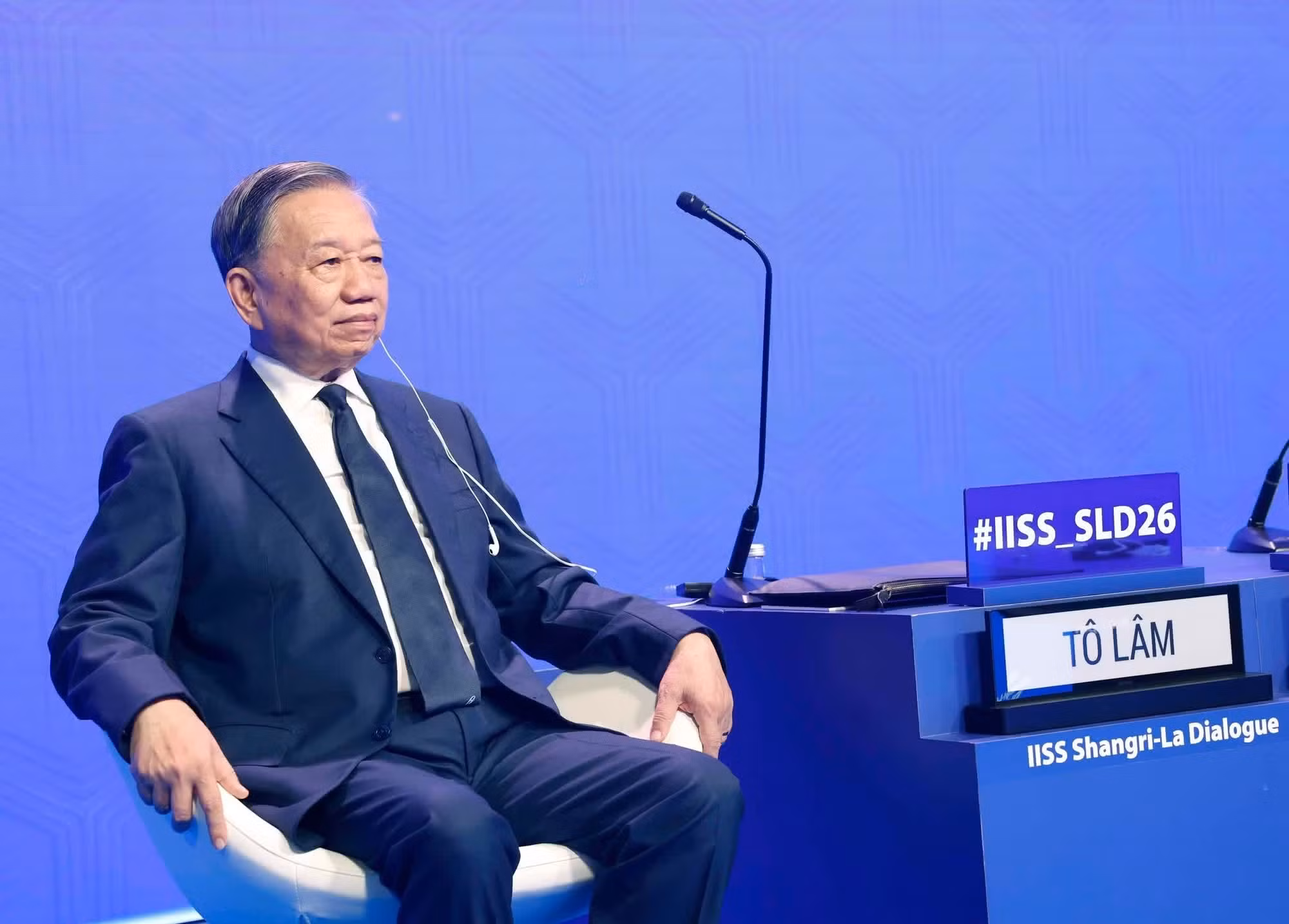 El secretario general del Partido Comunista y presidente de Vietnam, To Lam, responde a preguntas de delegados.