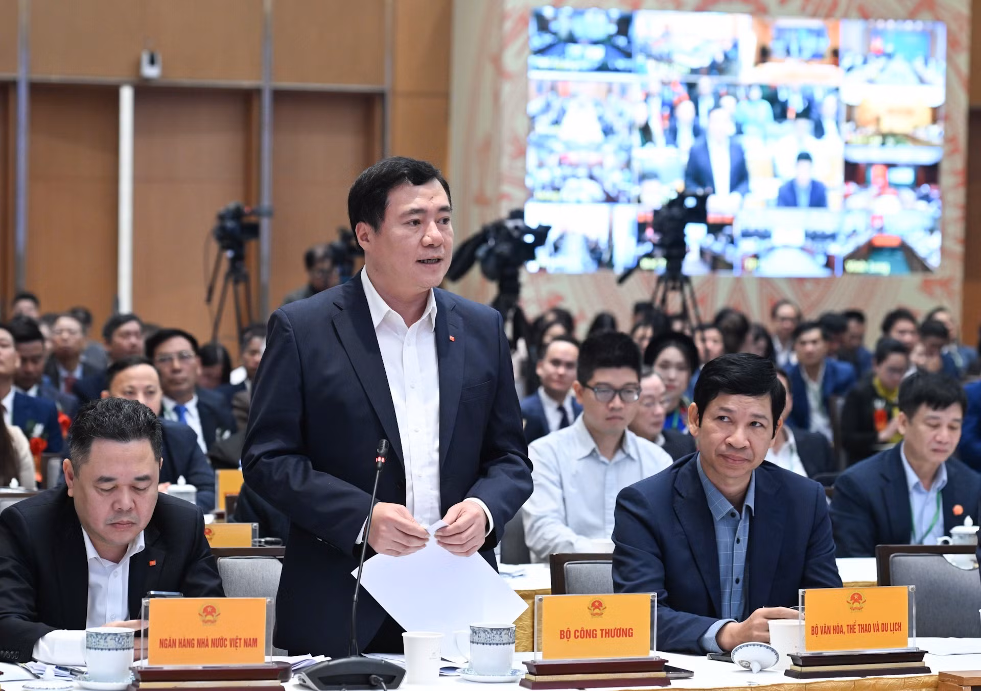 El viceministro de Industria y Comercio Nguyen Sinh Nhat Tan.