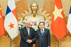 El titular de la Asamblea Nacional de Vietnam, Thanh Thanh Man, sostiene conversaciones con el presidente de Panamá, José Raúl Mulino. (Foto: Duy Linh)