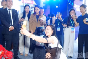 Empresas y universidades cooperan para ampliar aplicaciones de robótica en Vietnam