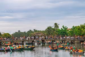 El casco antiguo de Hoi An, en la central ciudad vietnamita de Da Nang, es una gran atracción para viajeros de dentro y fuera del país. (Foto: Nhan Dan)