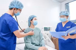 Examen médico en Vinmec, una cadena de hospitales y clínicas generales de estándar internacional propiedad del conglomerado vietnamita Vingroup. (Foto: Nhan Dan)