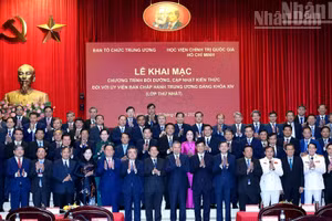 [Foto] Mandatario vietnamita presencia inauguración de programa de capacitación destinado a miembros del XIV Comité Central del PCV