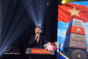 El embajador de Vietnam en la República Checa, Duong Hoai Nam, habla en el evento. (Foto: VNA)
