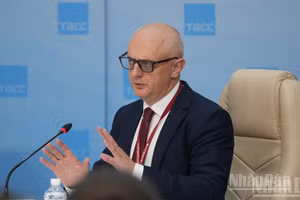 Konstantin Sidorenko participa en un debate organizado por la agencia TASS. (Foto: THANH THE)