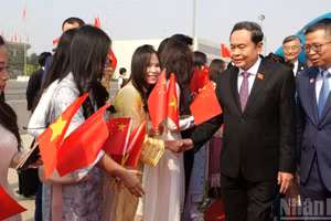 El presidente de la Asamblea Nacional de Vietnam, Tran Thanh Man, inicia una visita oficial a China.