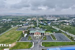 El paso fronterizo terrestre internacional de Khanh Binh, en la provincia de An Giang, un centro comercial clave que conecta la región del delta del Mekong con Camboya. (Foto: VNA)