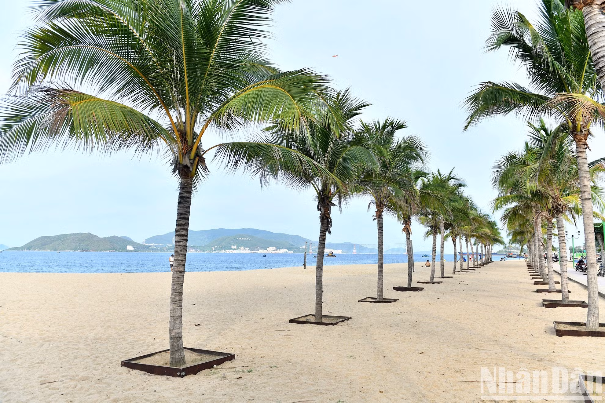 Con playas de arena blanca, Nha Trang está en la lista de las bahías más bellas del mundo.