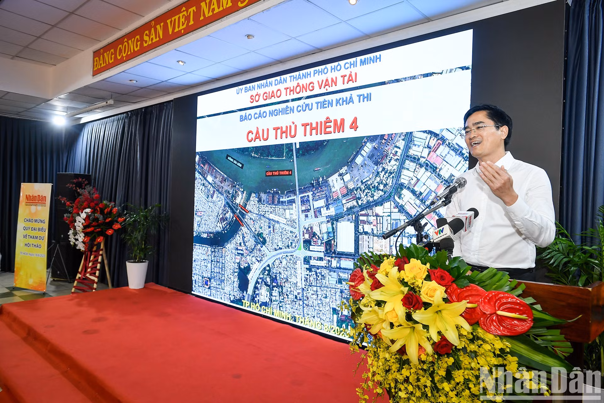 Analizan impactos del espacio libre vertical del puente Thu Thiem 4 al turismo de Ciudad Ho Chi Minh ảnh 12