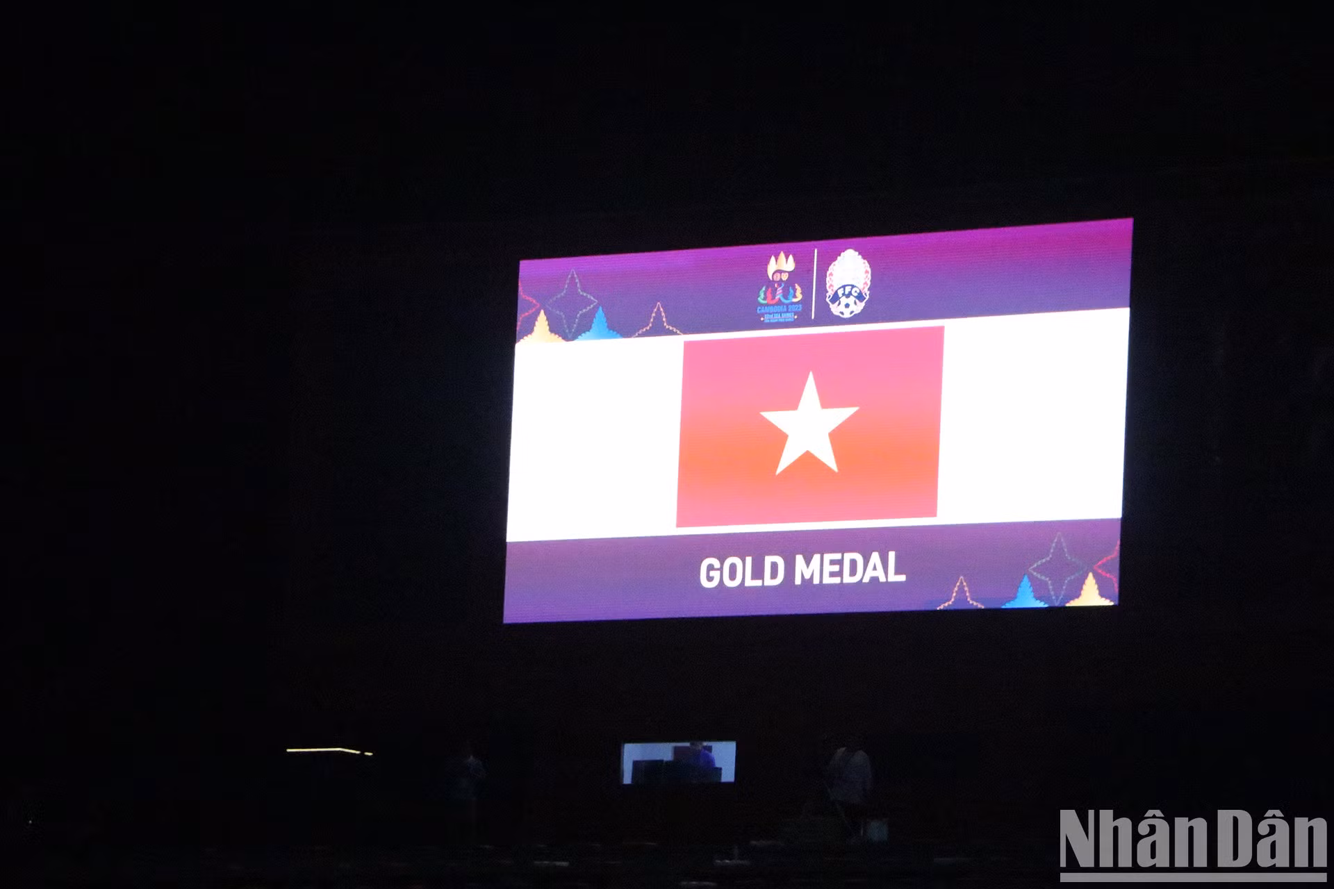 La selección femenina vietnamita de fútbol defiende su título por la cuarta vez consecutiva.