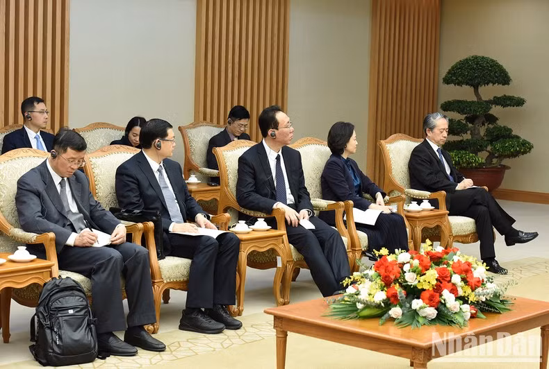 Delegación china en la cita. Delegación china en la cita.