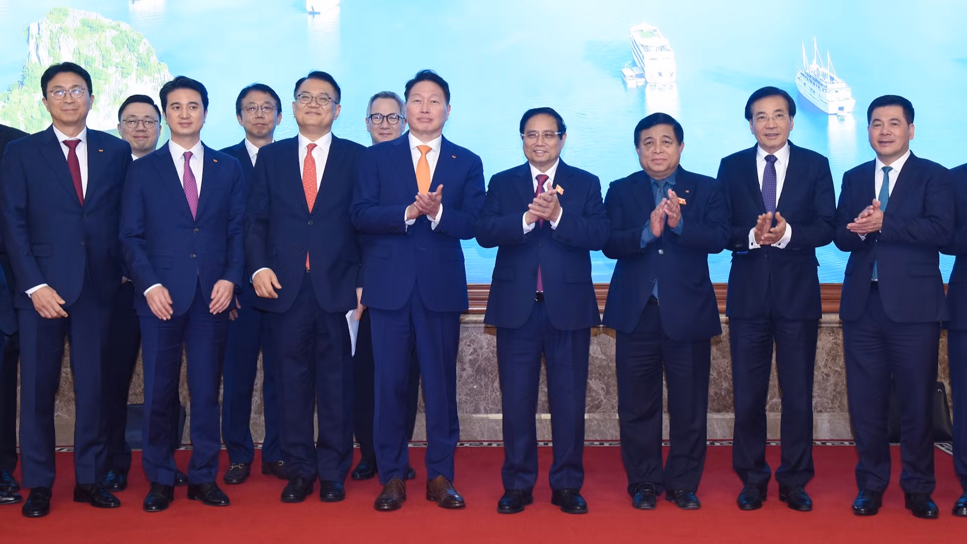 [Foto] Premier vietnamita recibe al presidente del Grupo surcoreano SK