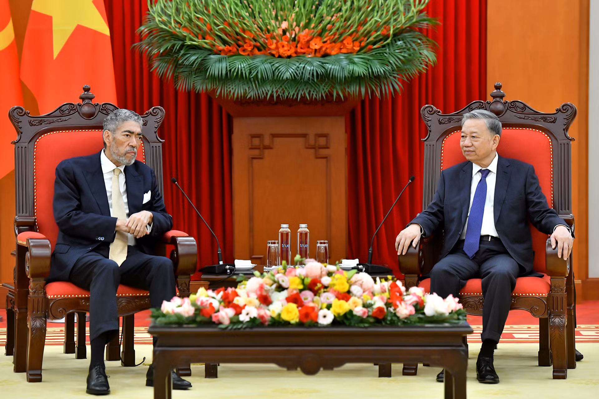[Foto] Líder partidista vietnamita recibe al secretario general del Partido Movimiento Izquierda Unida de República Dominicana