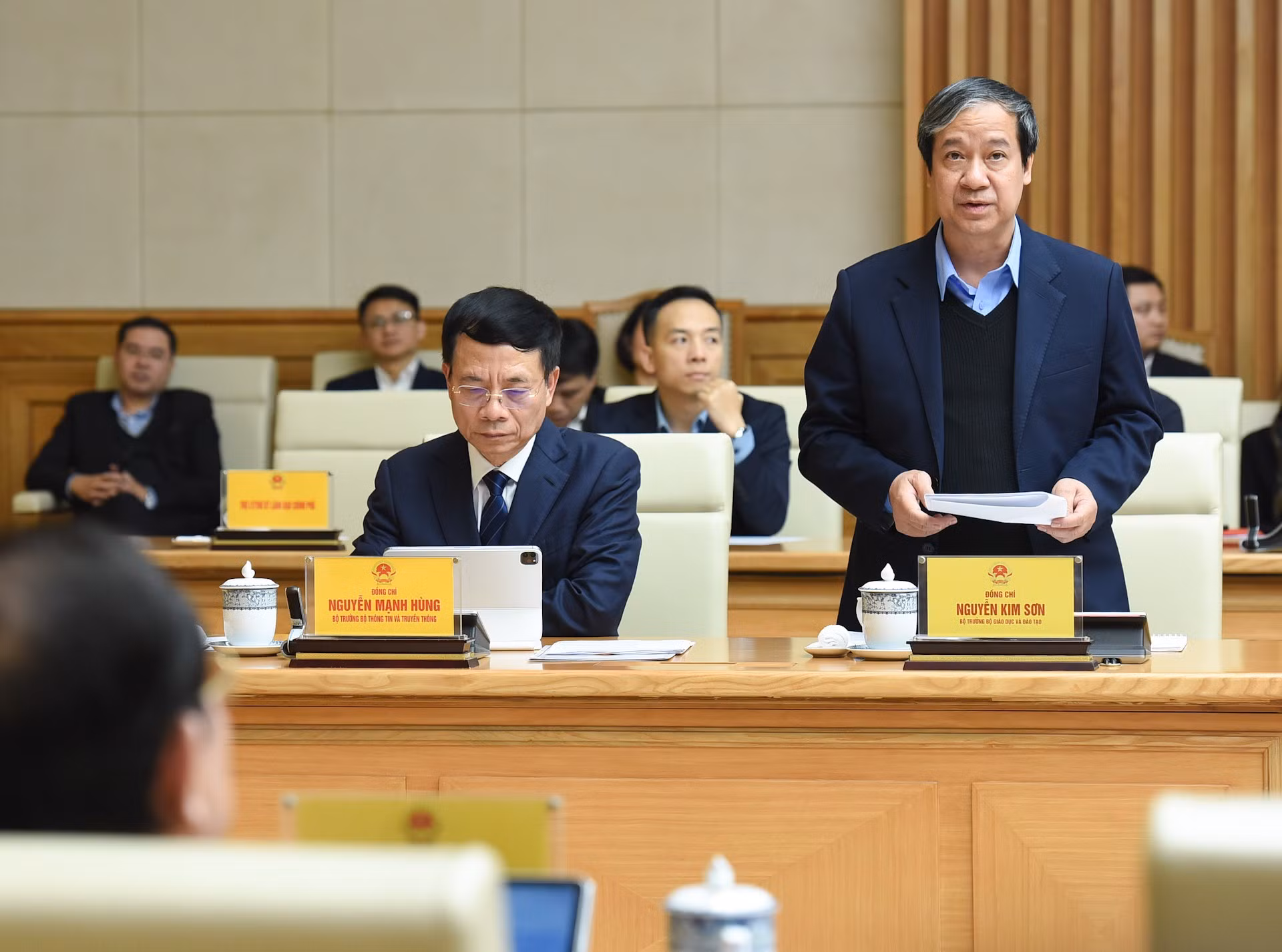 El ministro de Educación y Formación, Nguyen Kim Son, afirma que las políticas fiscales preferenciales y el acceso a préstamos para las instituciones de educación superior y los inversores en educación universitaria son muy necesarios.
