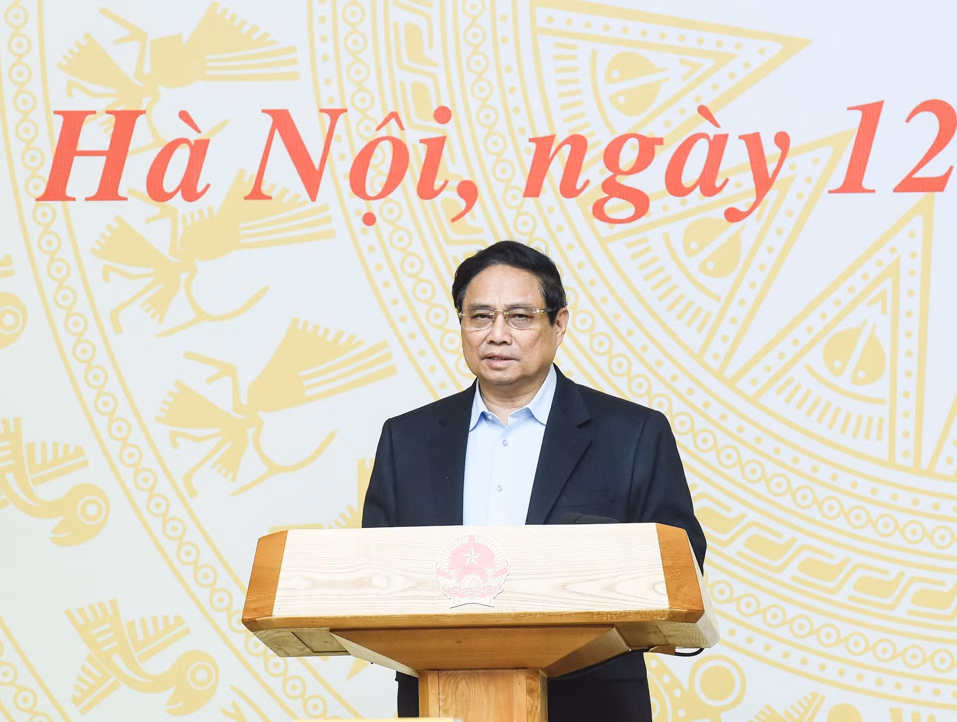 El primer ministro Pham Minh Chinh habla en la reunión. El primer ministro Pham Minh Chinh habla en la reunión.