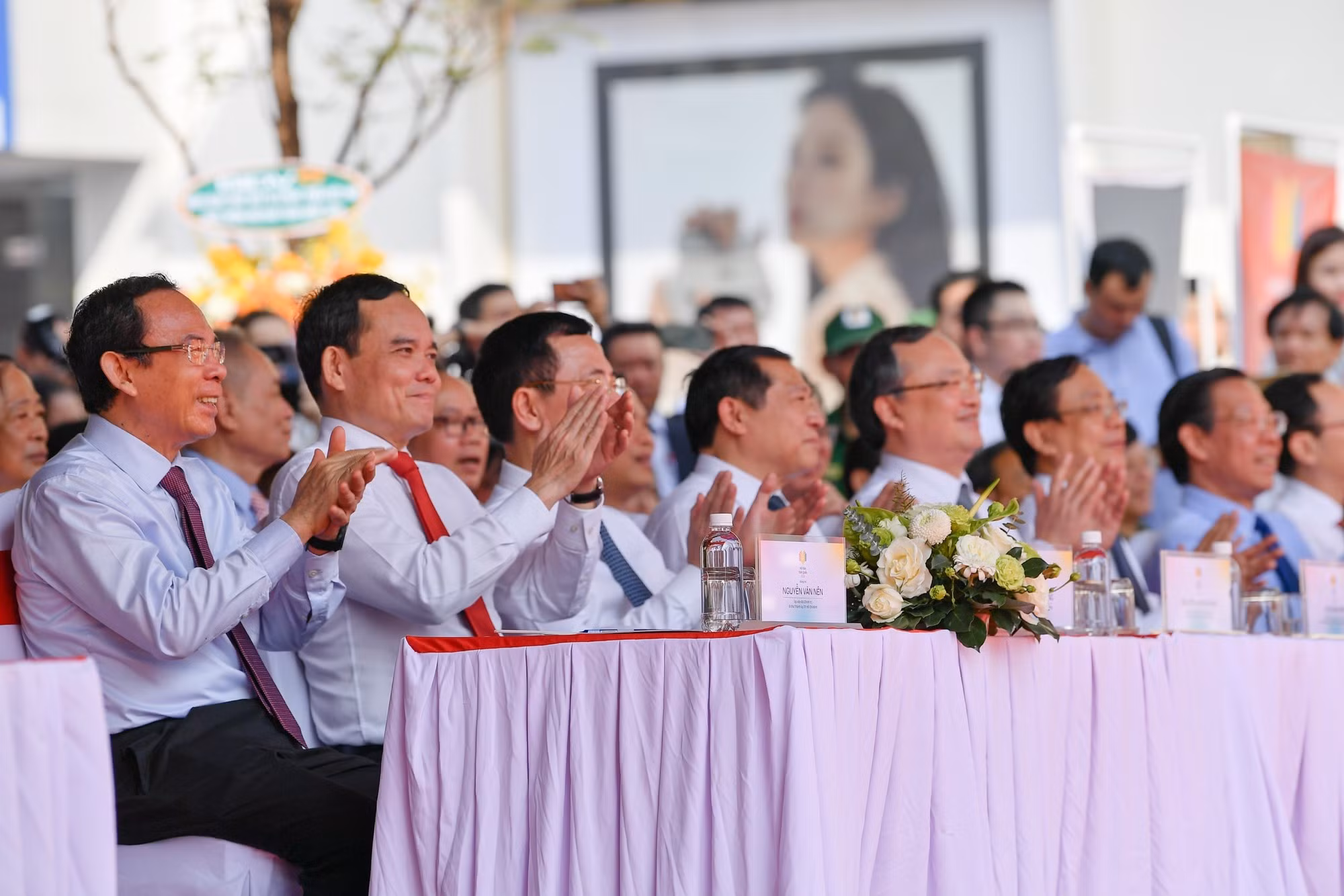 Inauguran Festival Nacional de la Prensa de Vietnam 2024 ảnh 3 Inauguran Festival Nacional de la Prensa de Vietnam 2024 ảnh 3