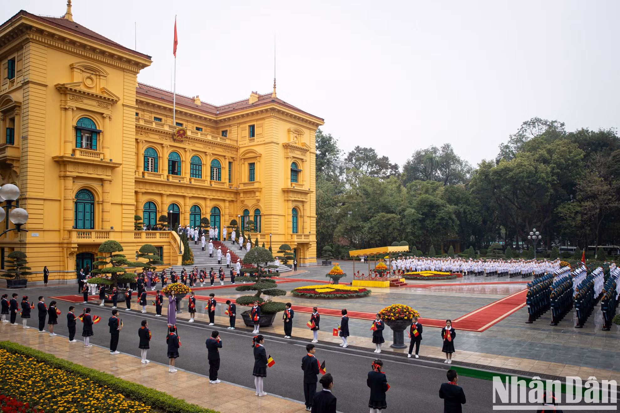 Escena de ceremonia de bienvenida.