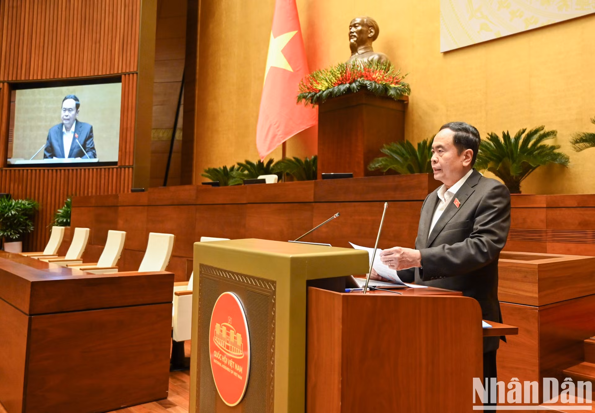 Tran Thanh Man pronuncia el discurso inaugural de la conferencia. Tran Thanh Man pronuncia el discurso inaugural de la conferencia.