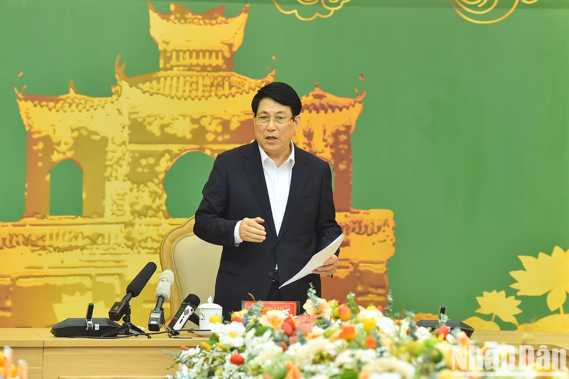 El presidente Luong Cuong habla en la cita. El presidente Luong Cuong habla en la cita.