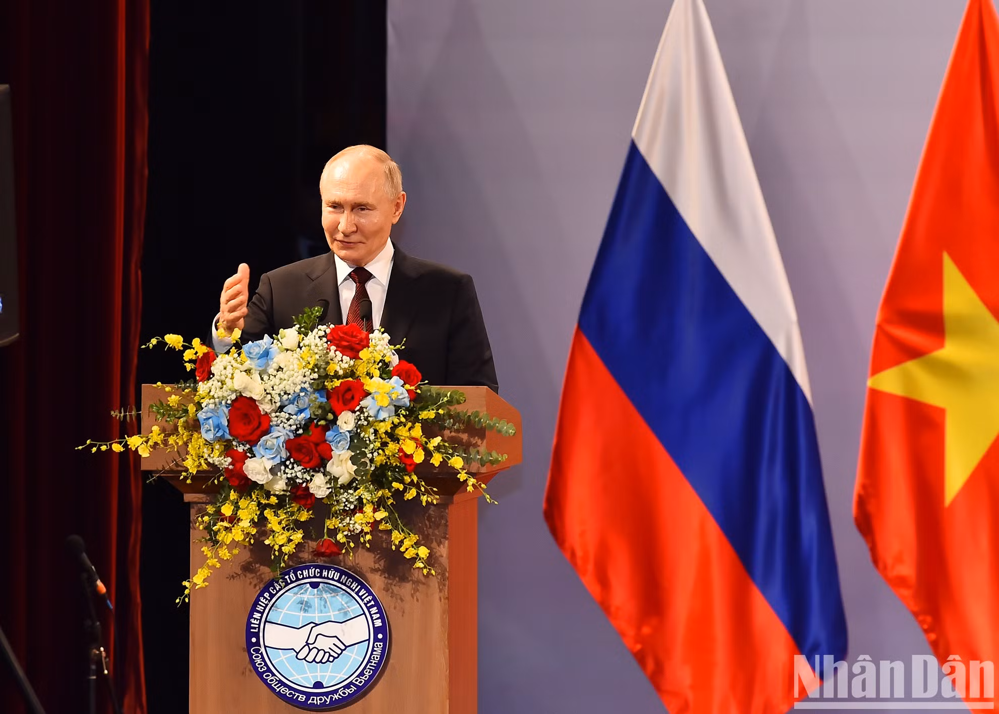 Interviene Putin.
