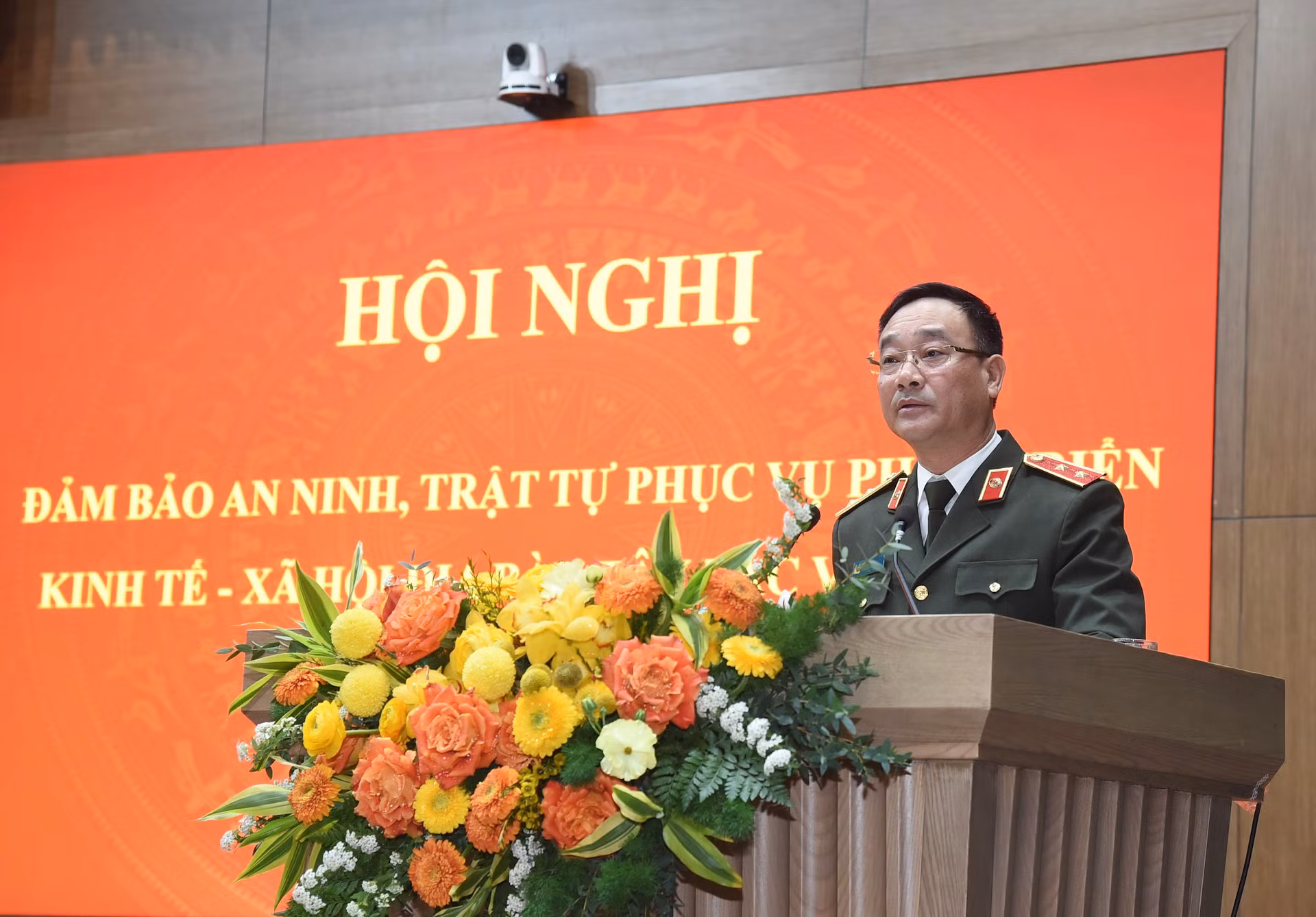 El viceministro de Seguridad Pública Pham The Tung habla en la conferencia. El viceministro de Seguridad Pública Pham The Tung habla en la conferencia.
