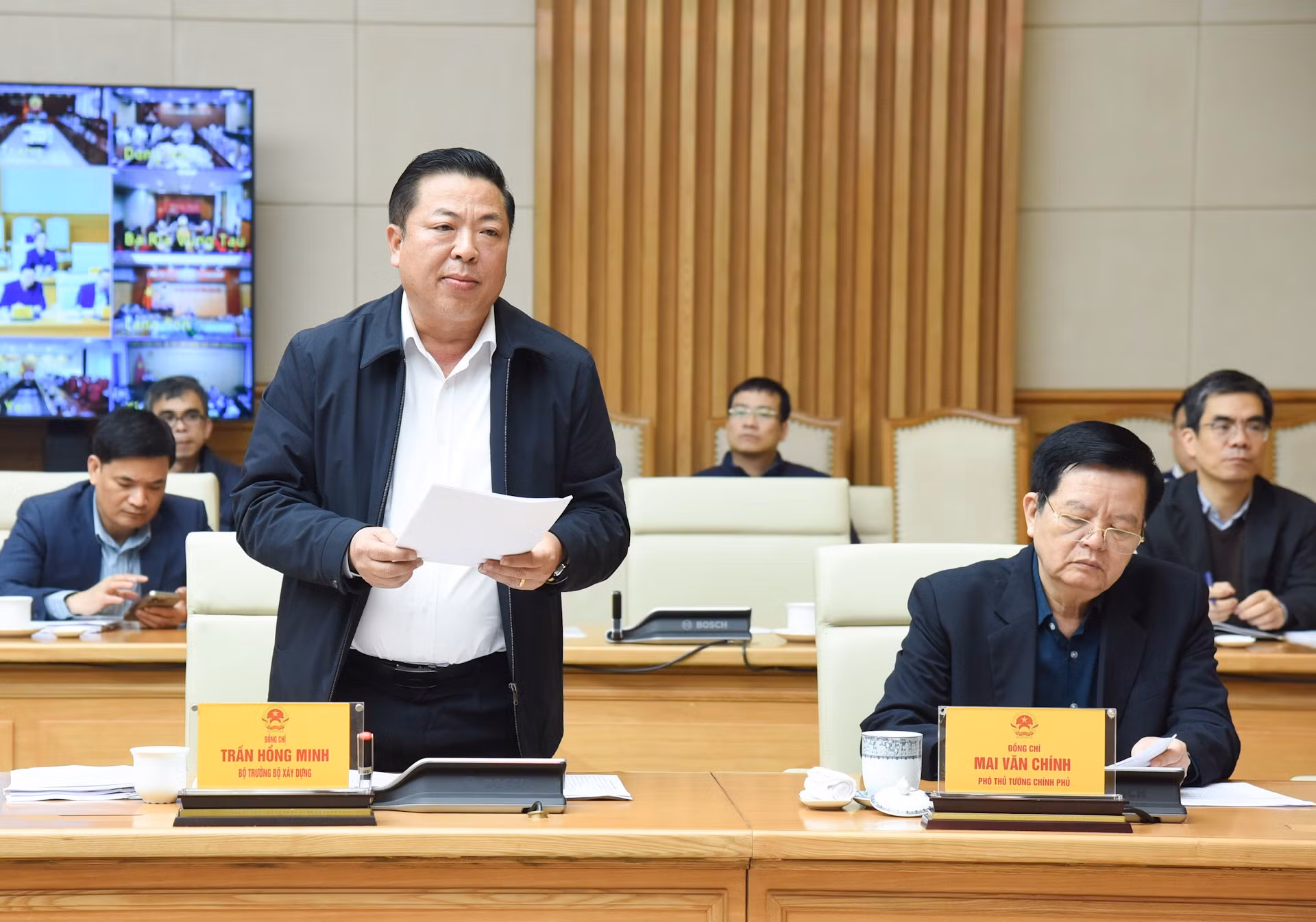 El ministro de Construcción, Tran Hong Minh, interviene en el evento.