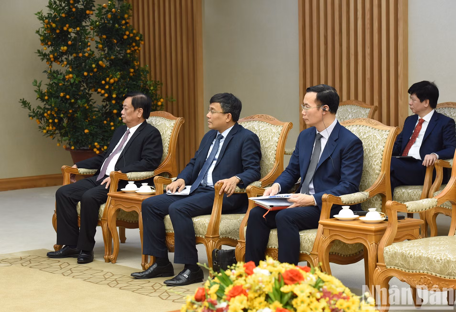 Delegados vietnamitas asistentes a la cita. Delegados vietnamitas asistentes a la cita.