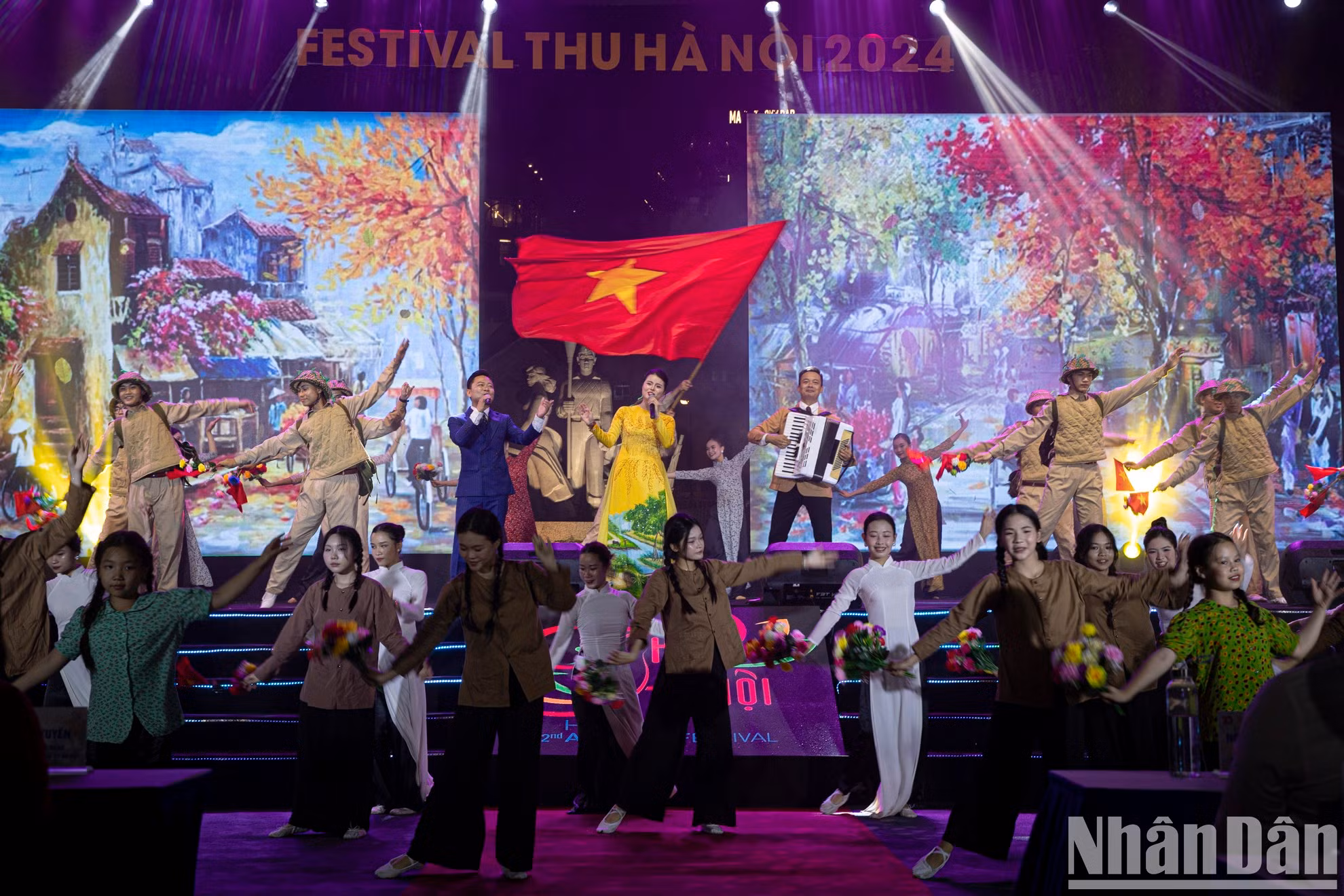 Con el tema "Otoño Hanói, Otoño histórico", el evento se lleva a cabo hasta el 22 de septiembre en el espacio peatonal del lago Hoan Kiem y en varios lugares turísticos de la ciudad.