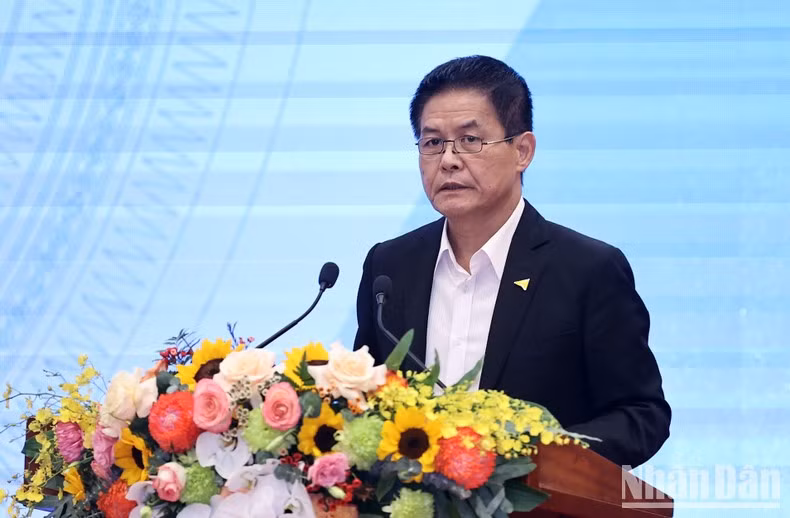 El presidente de la Junta Directiva de la compañía Vietravel, Nguyen Quoc Ky, en el evento.