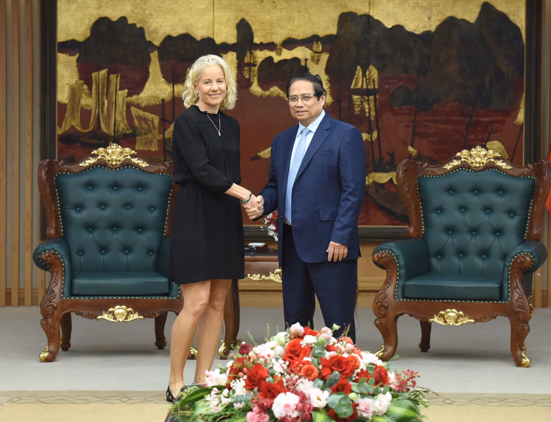 [Foto] Premier vietnamita recibe a presidenta del grupo sueco Syre