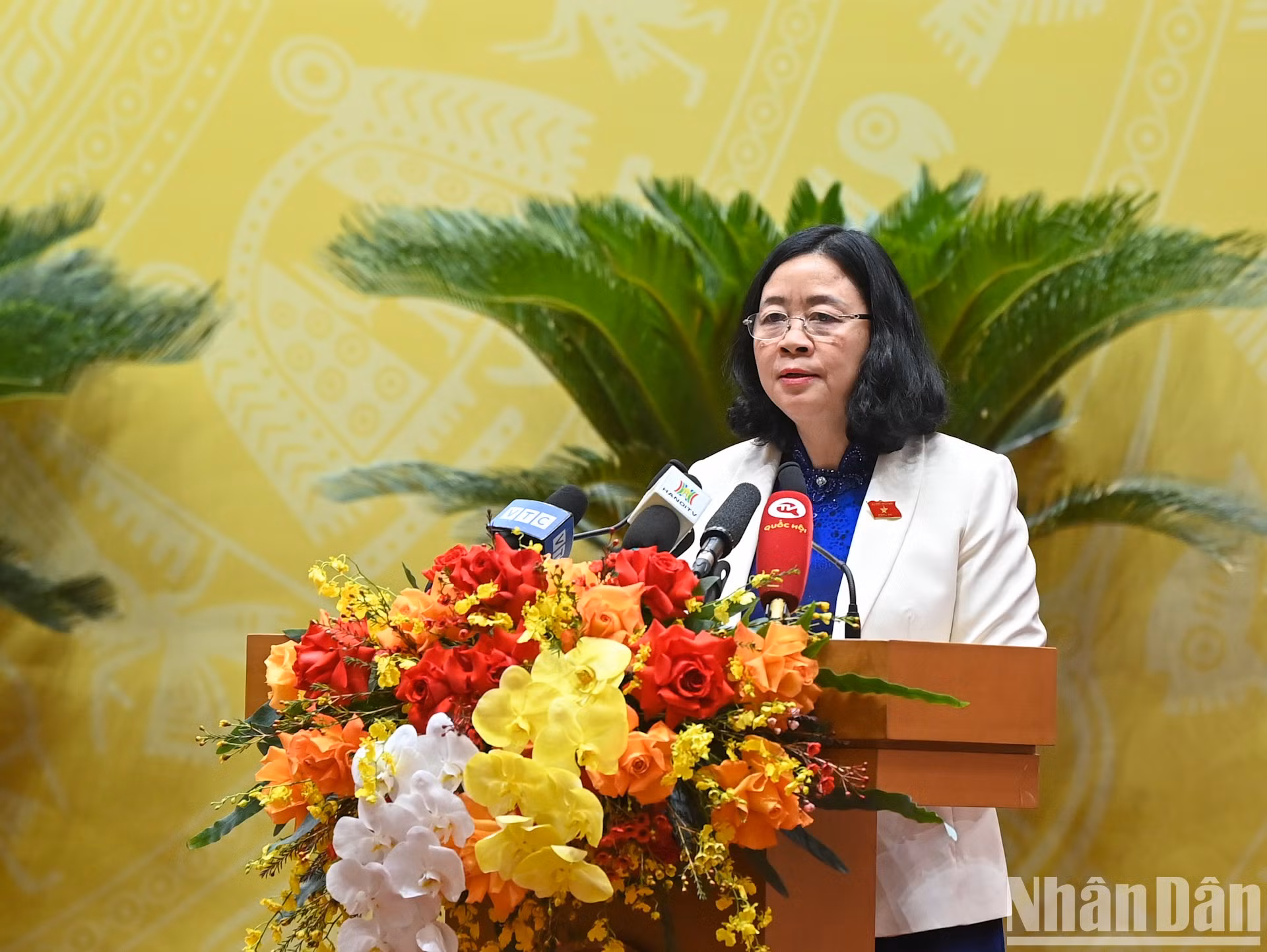 La secretaria del Comité del Partido en Hanói, Bui Thi Minh Hoai, habla en la cita. La secretaria del Comité del Partido en Hanói, Bui Thi Minh Hoai, habla en la cita.