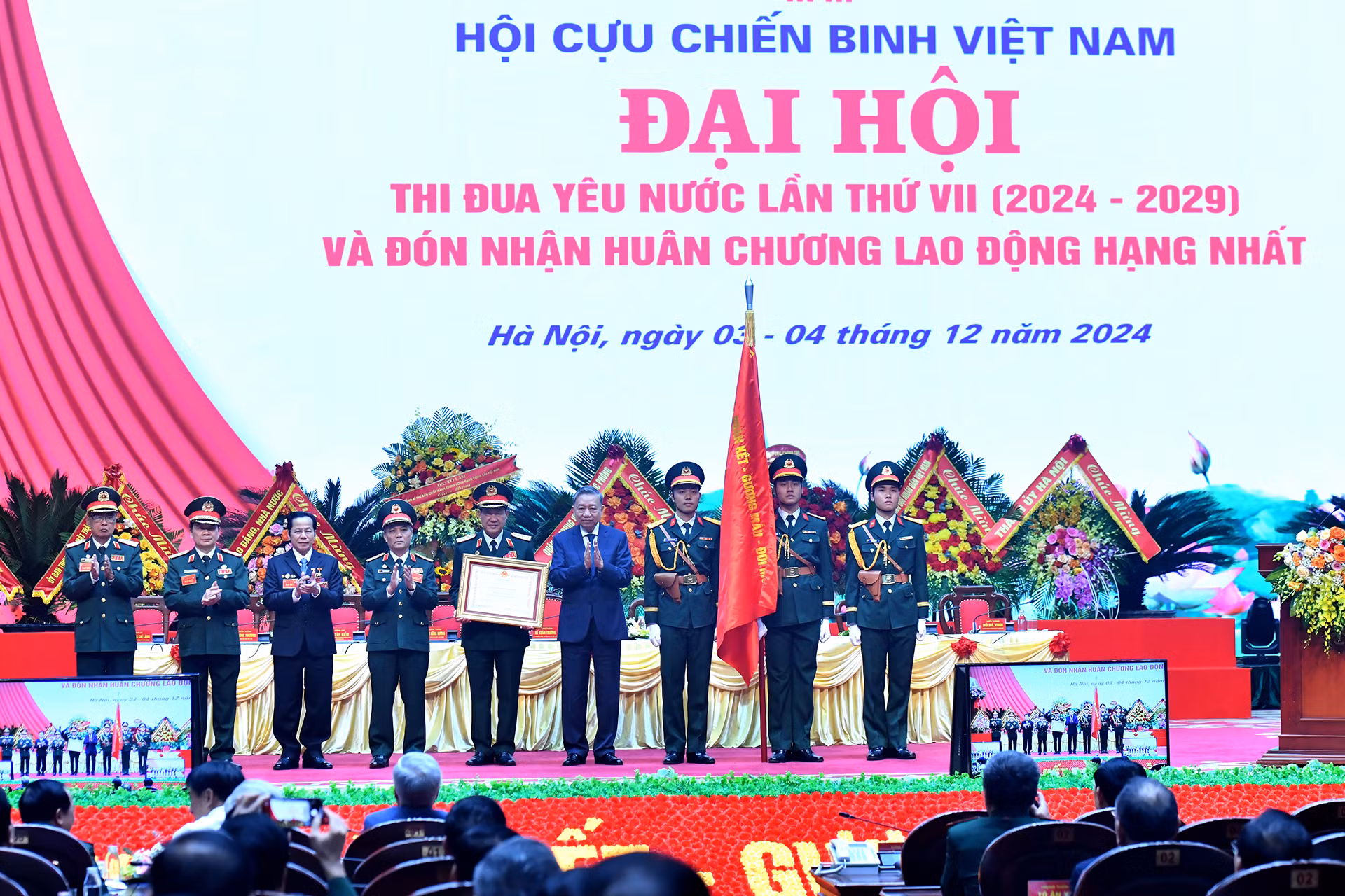 [Foto] Líder partidista asiste al Congreso de Emulación Patriótica de la Asociación de Veteranos de Vietnam