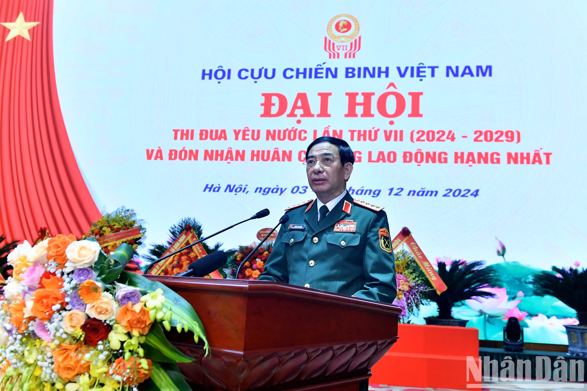 El ministro de Defensa de Vietnam, general Phan Van Giang, en la cita.