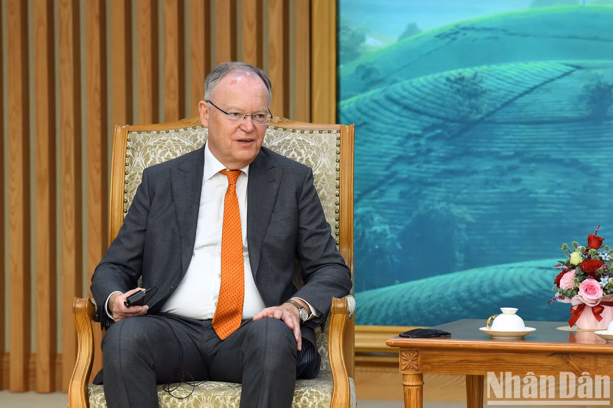 Interviene Stephan Weil.
