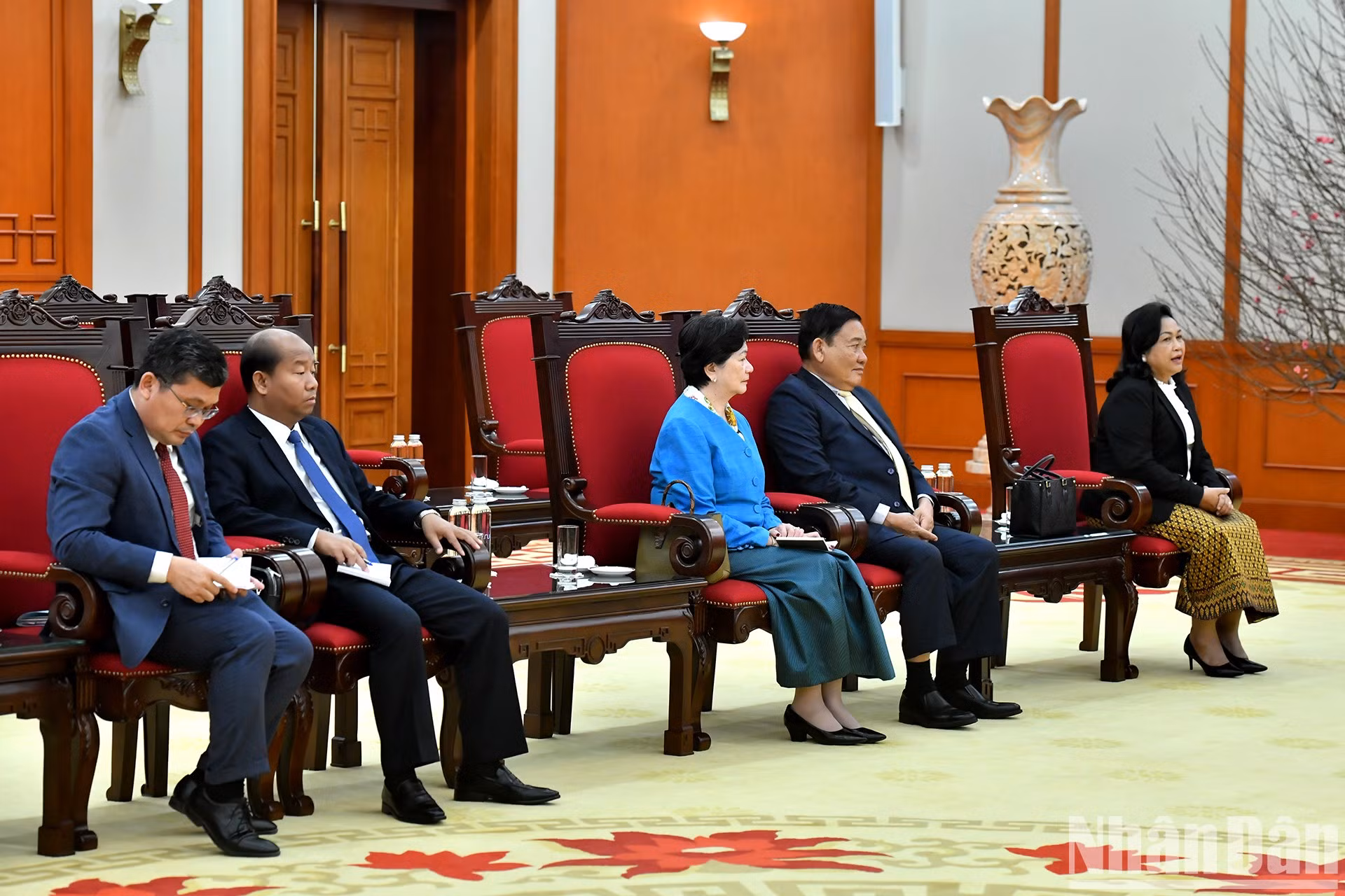 La delegación de Camboya en el evento.