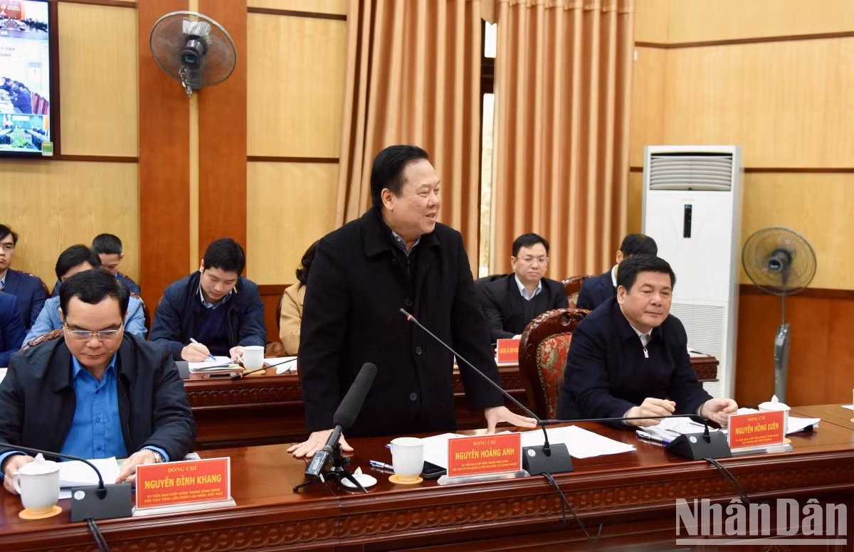 El jefe del Comité de Gestión de Capital Estatal en empresas de Vietnam, Nguyen Hoang Anh.