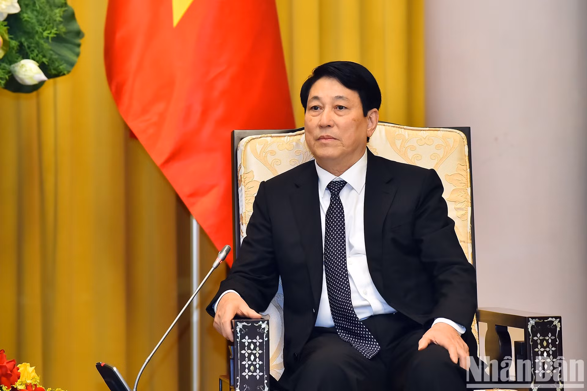 Luong Cuong habla en el evento.